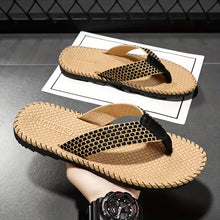 Load image into Gallery viewer, Oluna Home Men’s Stylish Black &amp; Golden Flip-Flop Slippers
